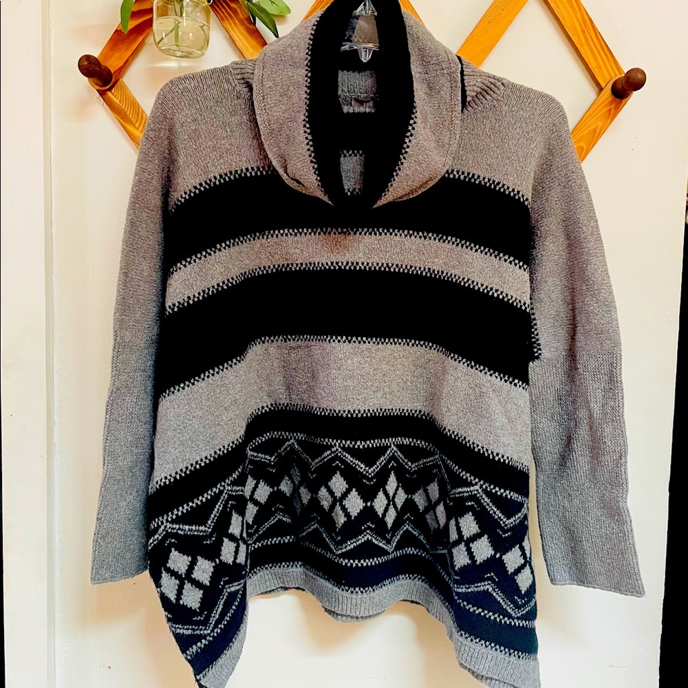 J Jill Oversized Turtle Cowl Neck Chunky Knit Swtr